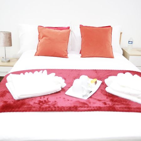 Deluxe 4 Bedroom House The Hyde エクステリア 写真