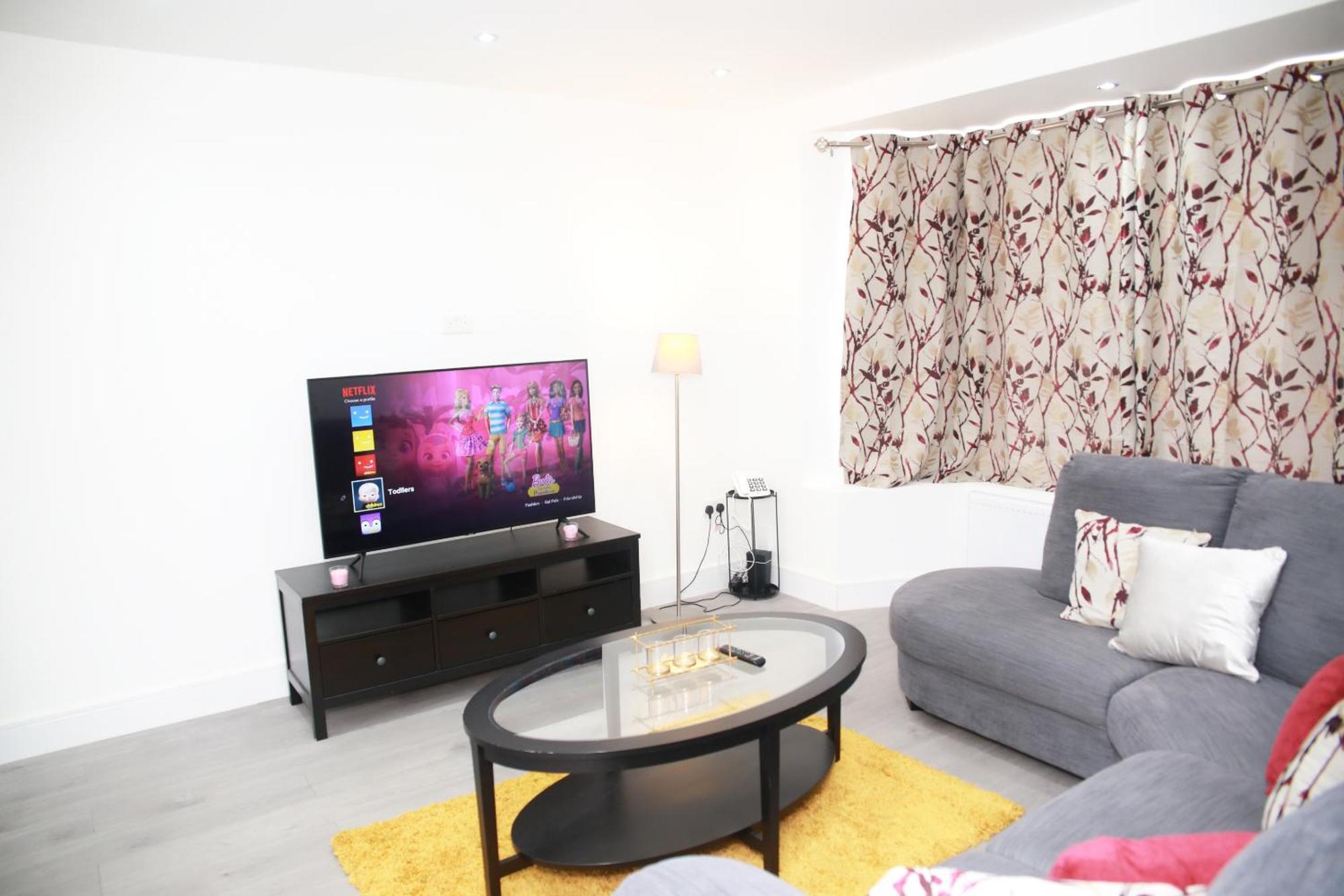 Deluxe 4 Bedroom House The Hyde エクステリア 写真