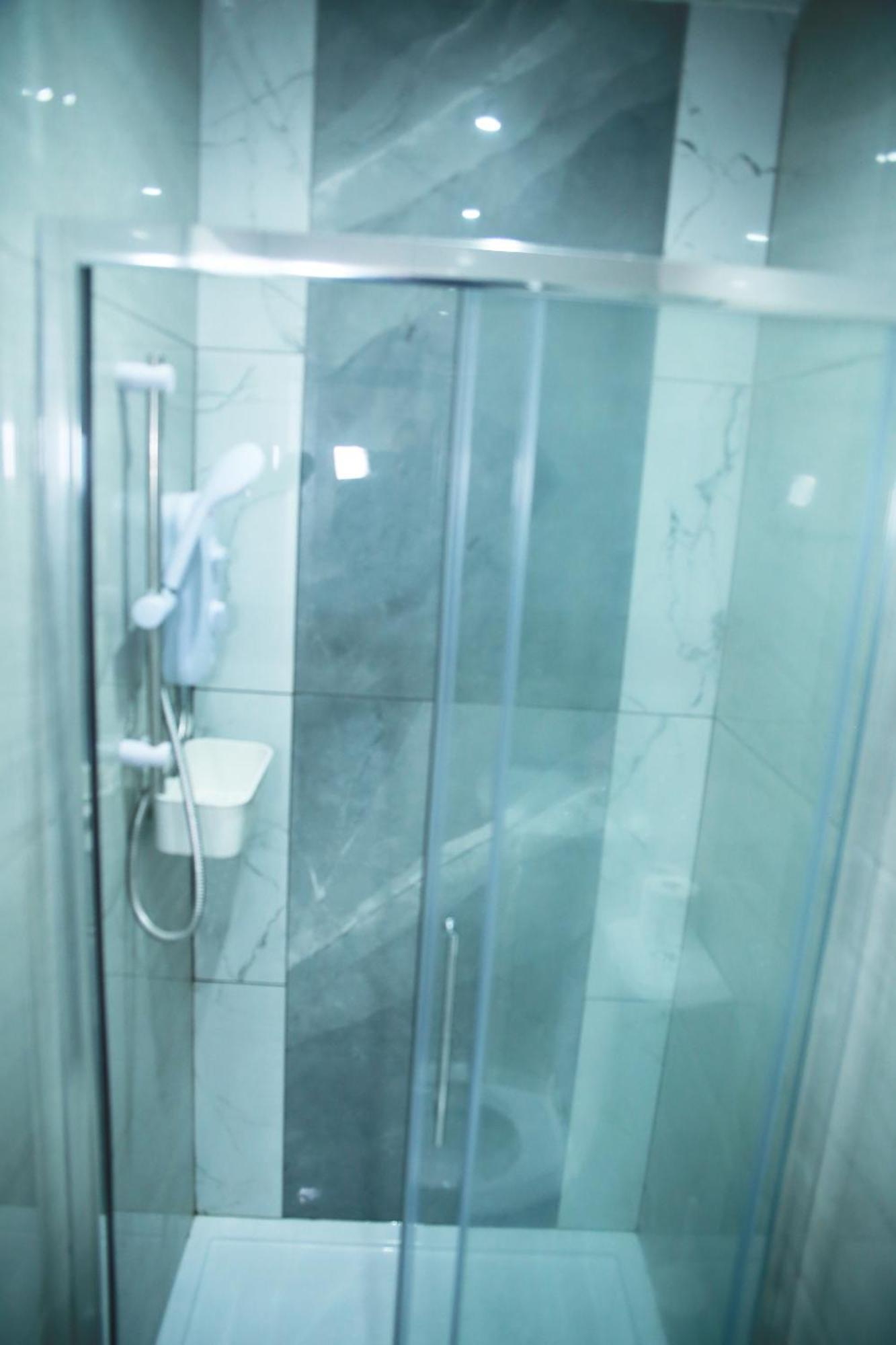 Deluxe 4 Bedroom House The Hyde エクステリア 写真